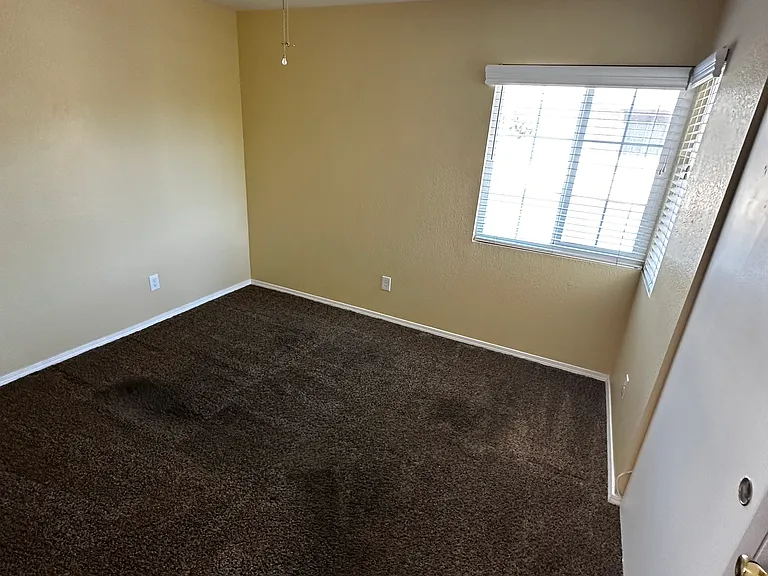 1465 E Lexington Ave #17D — Photo 27
