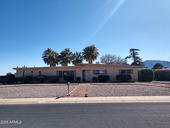 4th image of 1032 ESSEX Drive