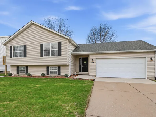 6508 Wilkes Ave, Davenport, IA 52806