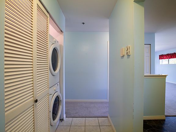 3rd image of 5711 Mermaid St #201