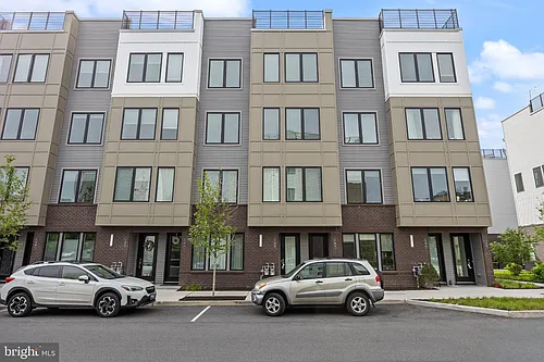 2150 Northbank Pl #143 Photo 1