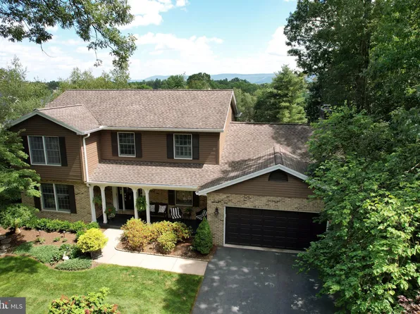 2456 Sassafras Ct, State College, PA 16803