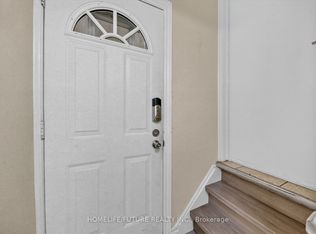 46 Stamford Sq N #BASEMENT, Toronto, ON M1L1X6