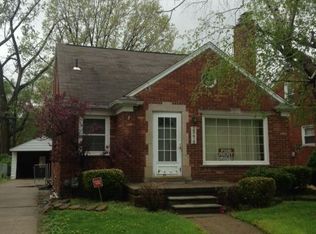 20418 Lochmoor St, Harper Woods, MI 48225