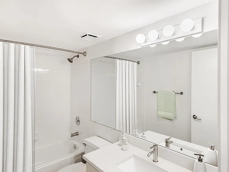The Cove at Boynton Beach Apartments — Photo 25