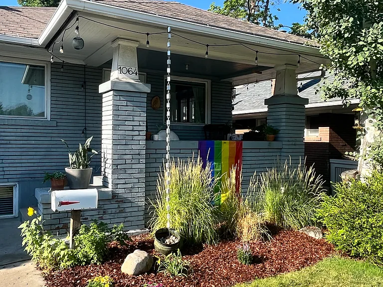 1064 E Hollywood Ave — Photo 1