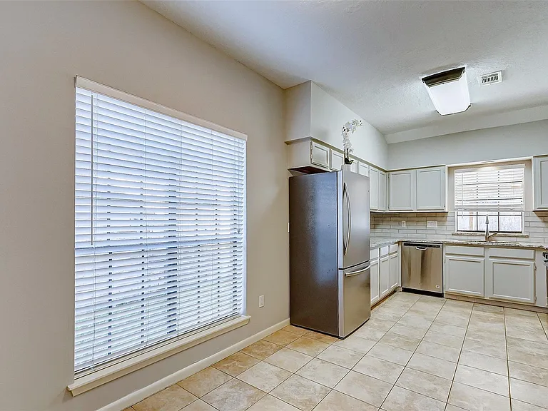 21623 Park Valley Dr — Photo 6