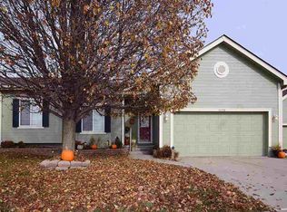 14718 Camden Ct, Omaha, NE 68116