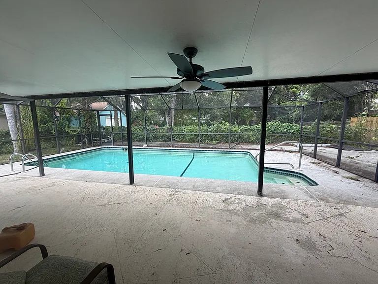 5645 Orange Grove Ave — Photo 15