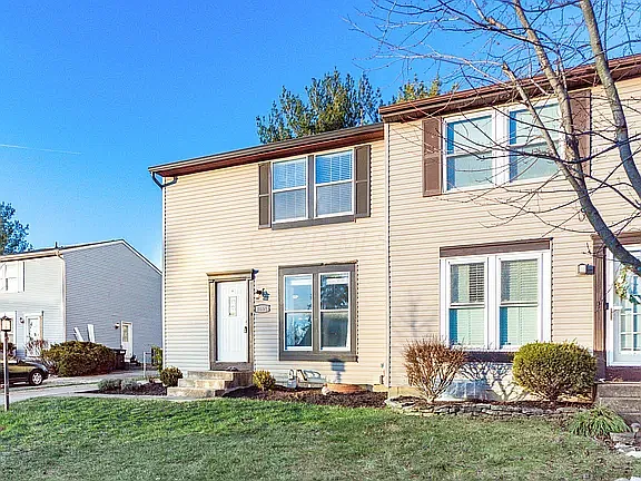 8651 Wilmette Ct — Photo 9