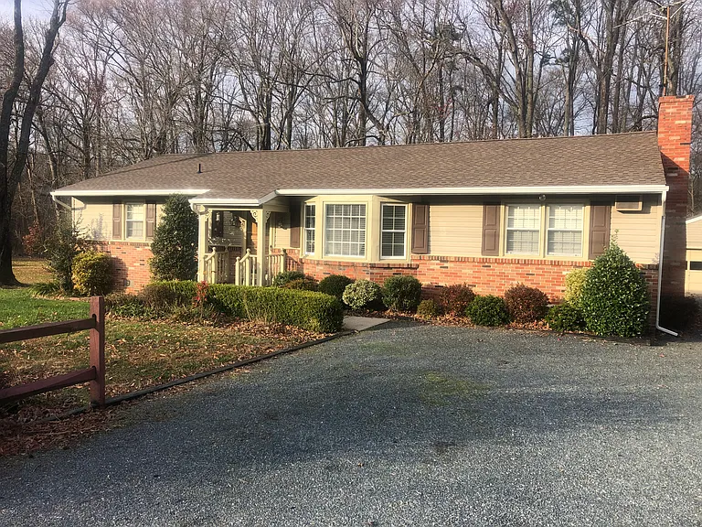 Dolvin Cir — Photo 1