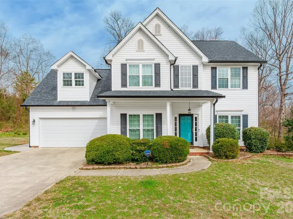 120 Missouri Ln, Mount Holly, NC 28120