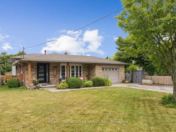 755 Parker Cres, Burlington, ON L7R 3A5