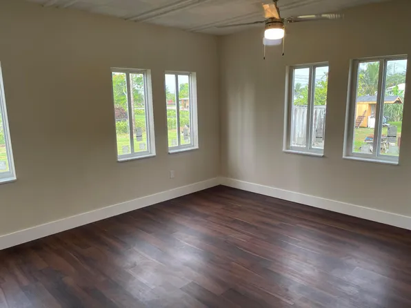 242 NW 3rd Avenue, South Bay, FL 33493