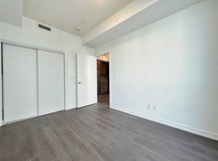 32 Forest Manor Rd #904, Toronto, ON M2J 0C2