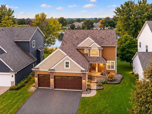 10996 Nassau Cir NE, Blaine, MN 55449