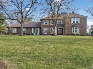 260 Pennington Ln, Chesterfield, MO 63005