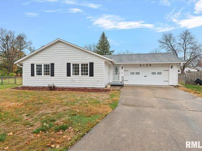 2125 Dunwich Dr, Springfield, IL, 62702