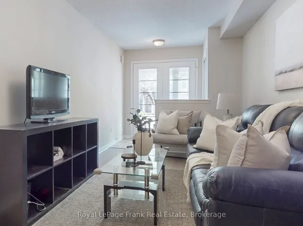 20 Cullcastle St, Ajax, ON L1S 0A9