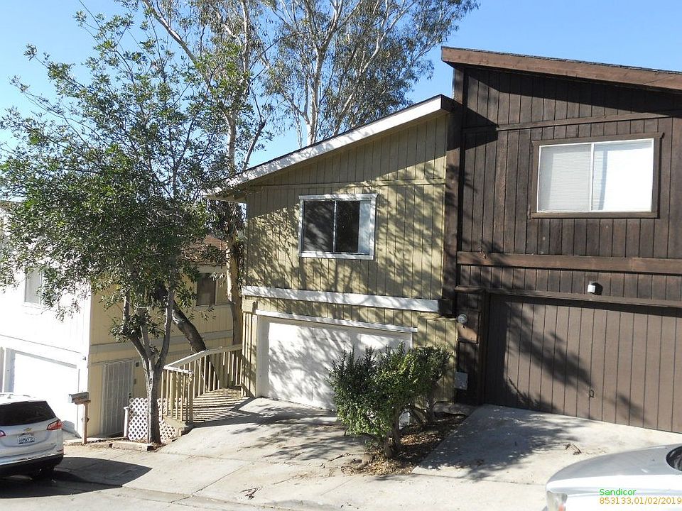 1st image of 2632 46th St