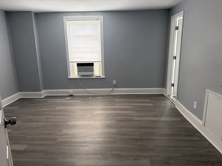 606 N West — Photo 3