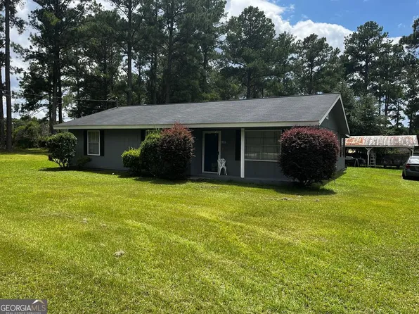 435 W Blueberry St, Mount Vernon, GA 30445