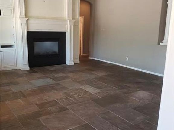 5th image of 9338 Wilderness Glen Ave