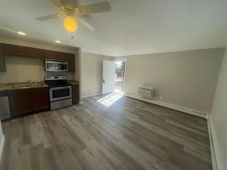 Steel City Flats — Photo 3