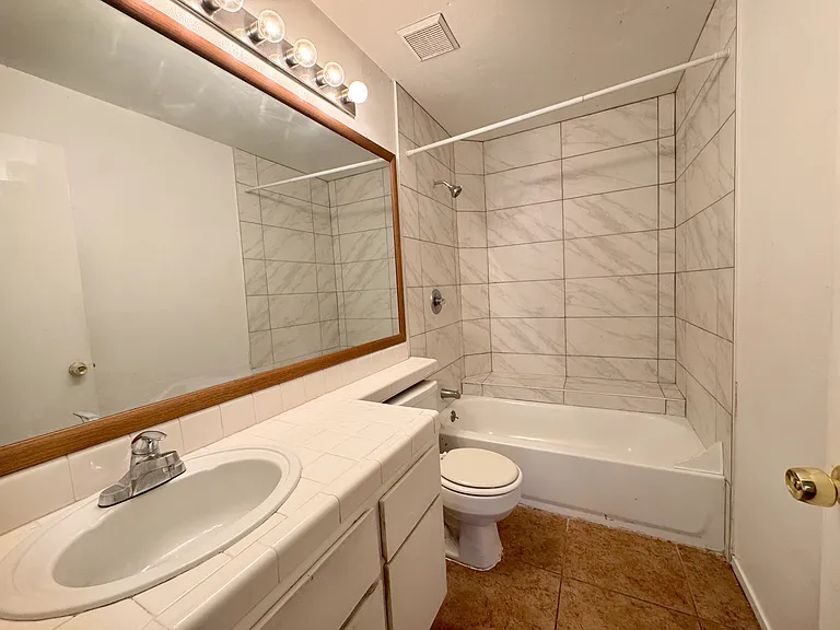 2101 E Pinedale Ave — Photo 13