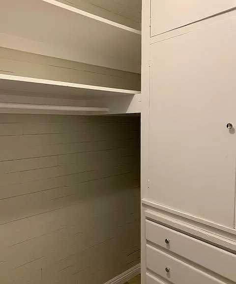 302 S Horne St #5 — Photo 6