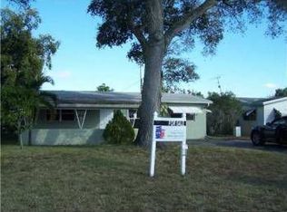 2041 N 61st Ter, Hollywood, FL 33024