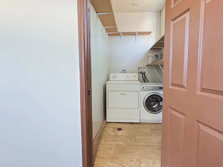 7923 Ledge Ave — Photo 28