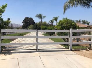 17937 Canyonwood Dr, Riverside, CA 92504