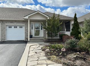 124 Farmstead Ct, Kingston, ON K7P3H9