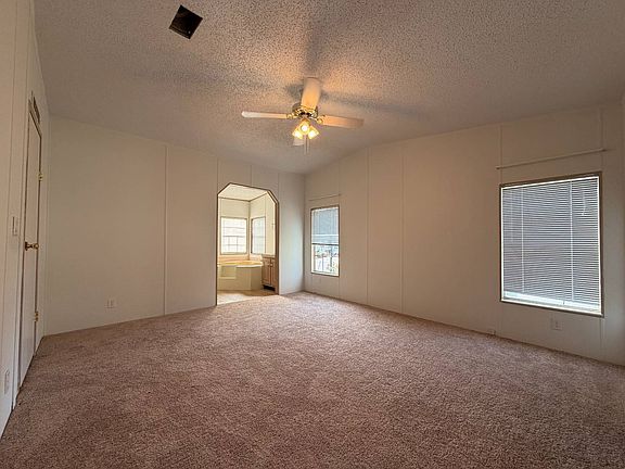 4th image of 3121 Tree Frog Ln