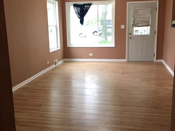 3rd image of 1534 N 31st Ave