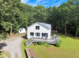 35 Mountain Lake Rd, Warren, CT 06777
