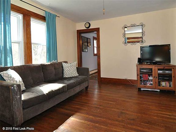 3rd image of 17 Tucker Ave