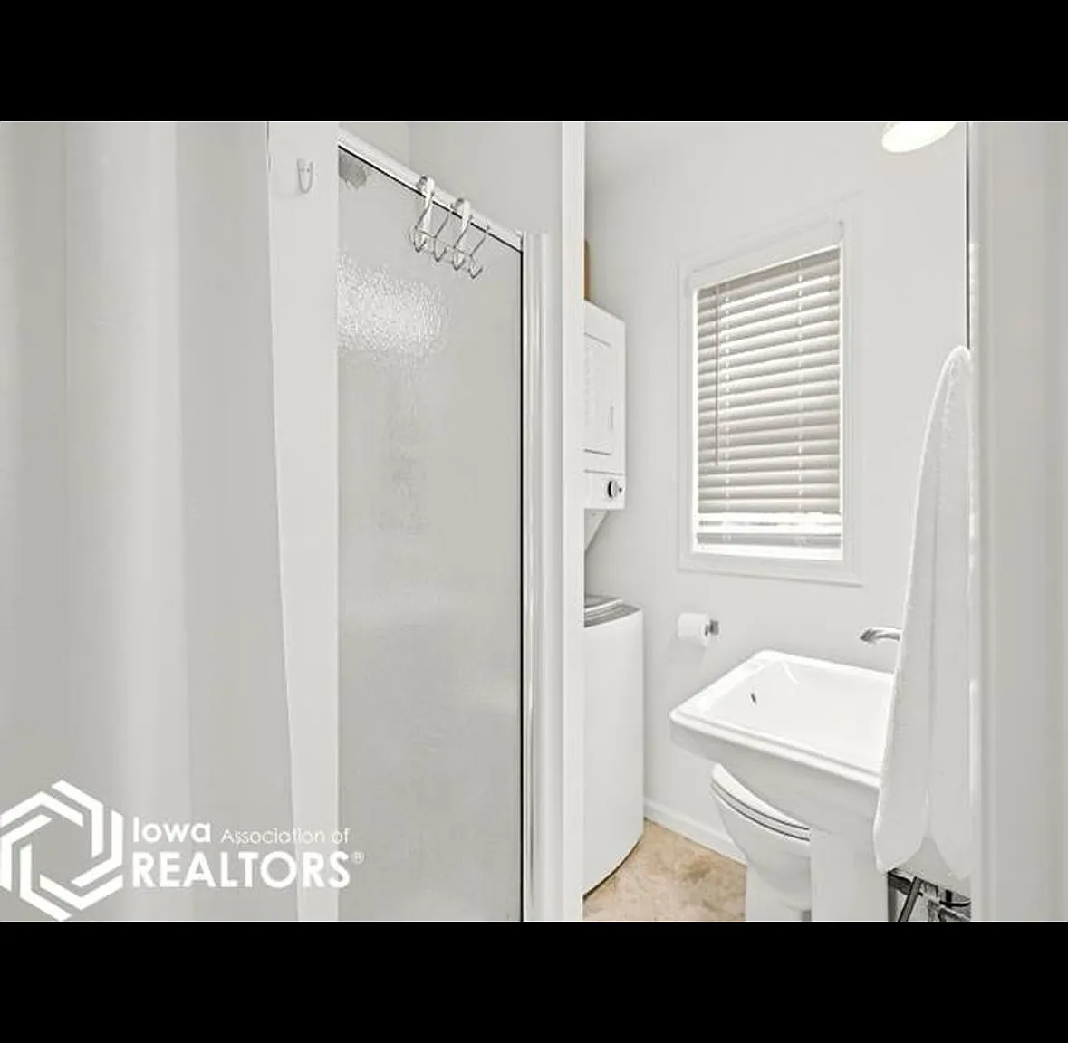 1407 S Shore Dr — Photo 4