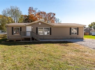 1004 Brunswick Dr, Jeffersonville, IN 47130
