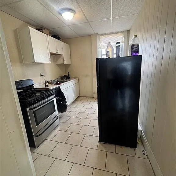 25 Wesleyan Ave #1R — Photo 2