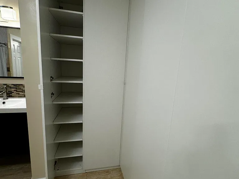 5520 Coach House Cir #G — Photo 22