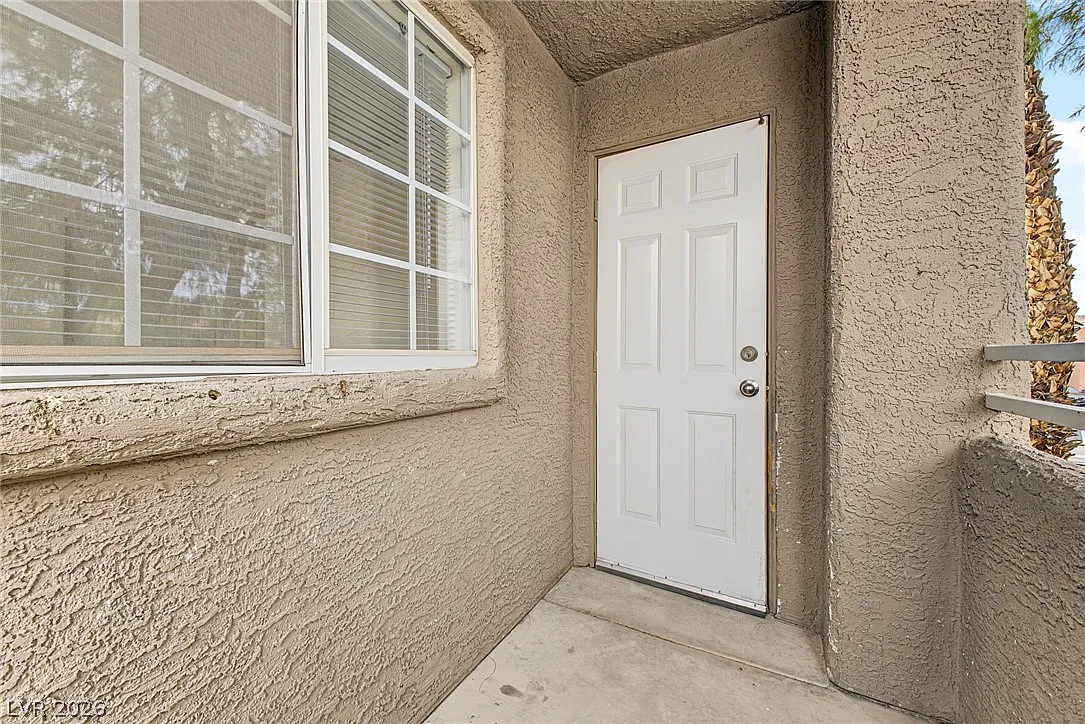 3 bed, 2.0 bath, 1181 sqft, $1,175 — Photo 4