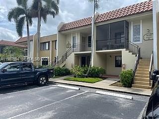 2nd image of 440 Lakeview Dr APT 202