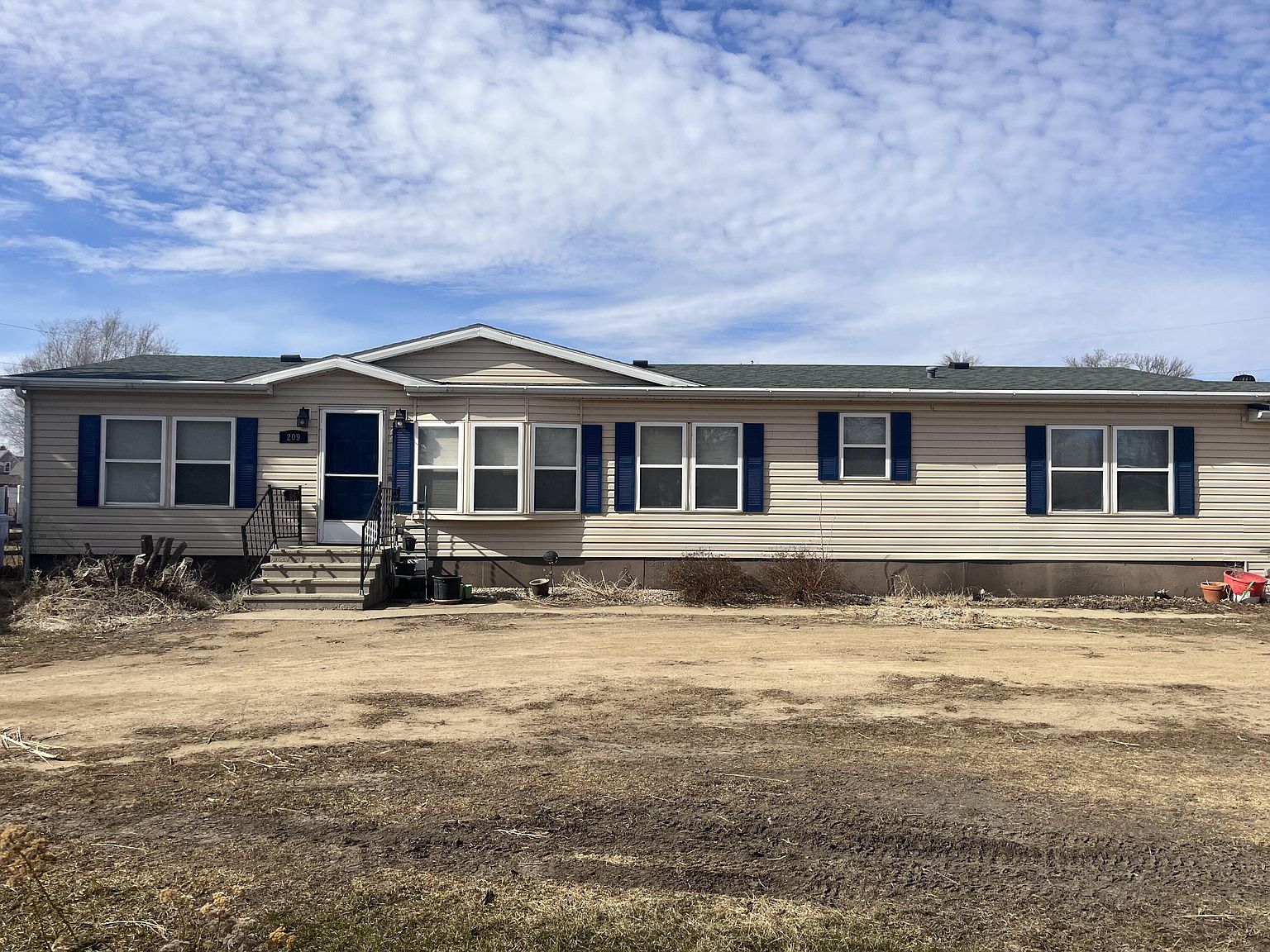 209 1st St, Mellette, SD 57461 Zillow