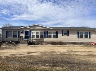 209 1st St, Mellette, SD 57461