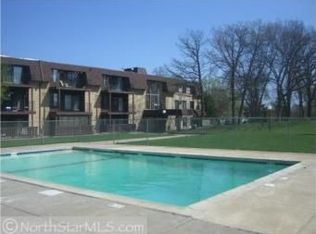 3461 Kent St APT 1006, Shoreview, MN 55126