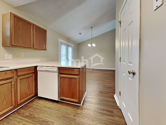 4th image of 7238 Austin Park Ln