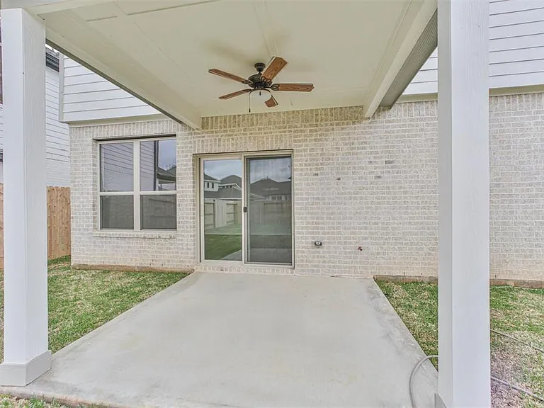 704 Ocean Palms Dr — Photo 35