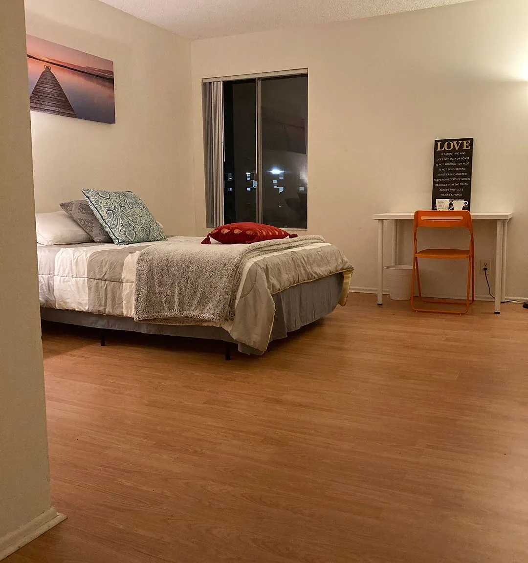 3 bed, 1600 sqft, $1,420 — Photo 2